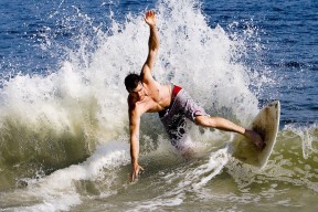 AYX官网-线上足球运动社交平台用户规模突破千万，推动全民运动，线上足球比赛什么app能买