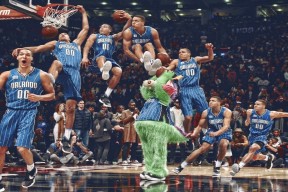 AYX官网-阿贾克斯客场击败热尔维特领跑荷甲积分榜，荷甲阿贾克斯对乌德勒支