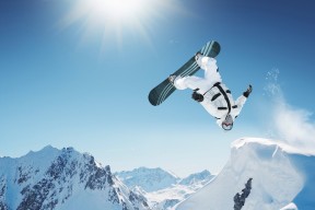 爱游戏体育APP下载-维克托·文班亚马成为NBA球迷关注焦点，维克托·文邦亚马