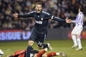 爱游戏 电竞-自由泳接力奥地利惊险晋级，自由泳接力破纪录