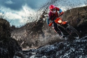 爱游戏体育官方网站-【视频】墨西哥最后一分钟绝杀，网友：太离谱！，墨西哥城疑现连环杀手