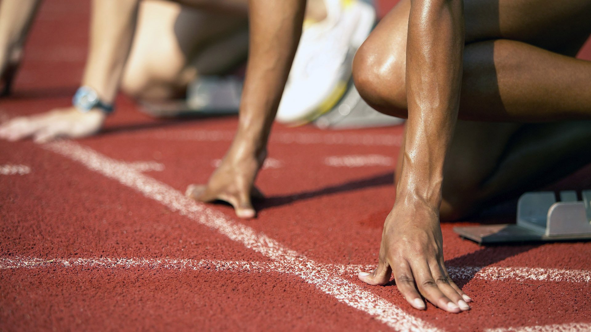 奥运之光:英格兰门将五连扑救,英格兰门将新星