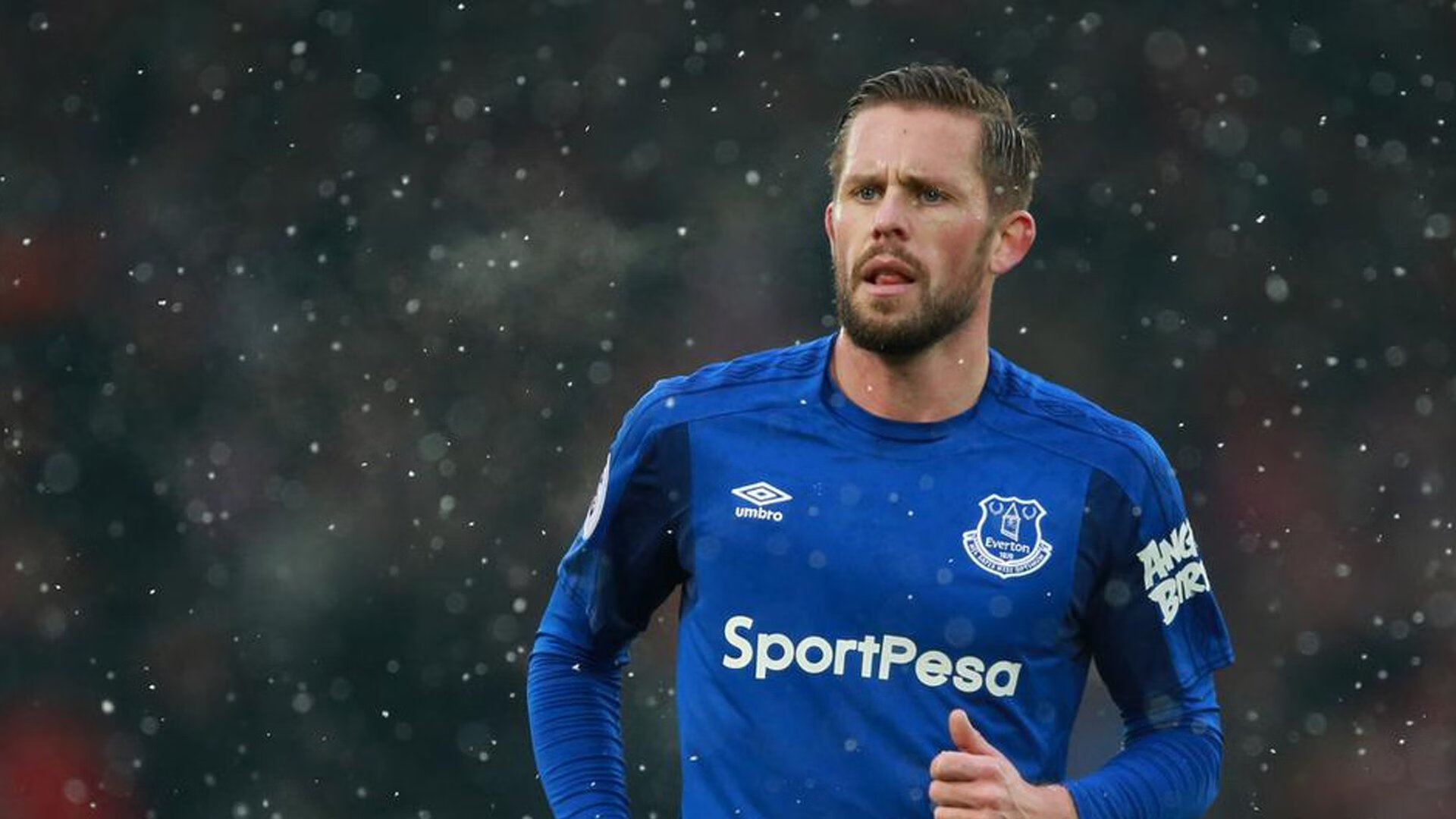 法国队接力配速合理策略成功，法国队配置